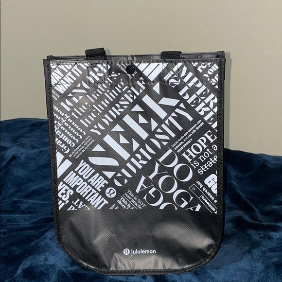 lululemon athletica Handbags - Lululemon Tote Bag